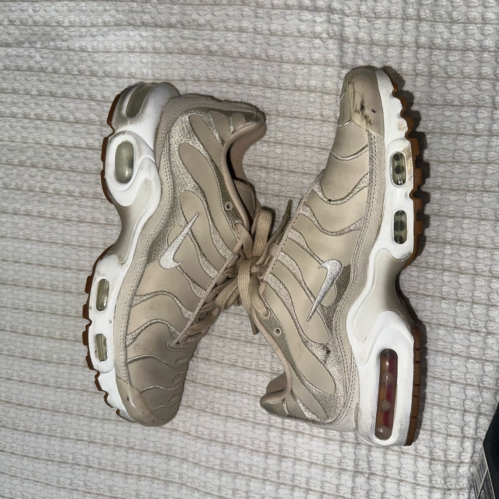 Nike Women's Tan and White Sneakers